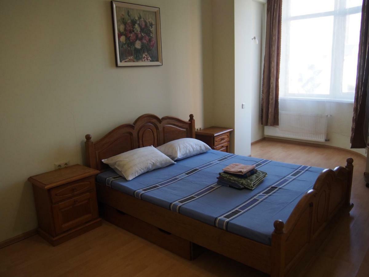 אודסה Dolphin Apartment מראה חיצוני תמונה